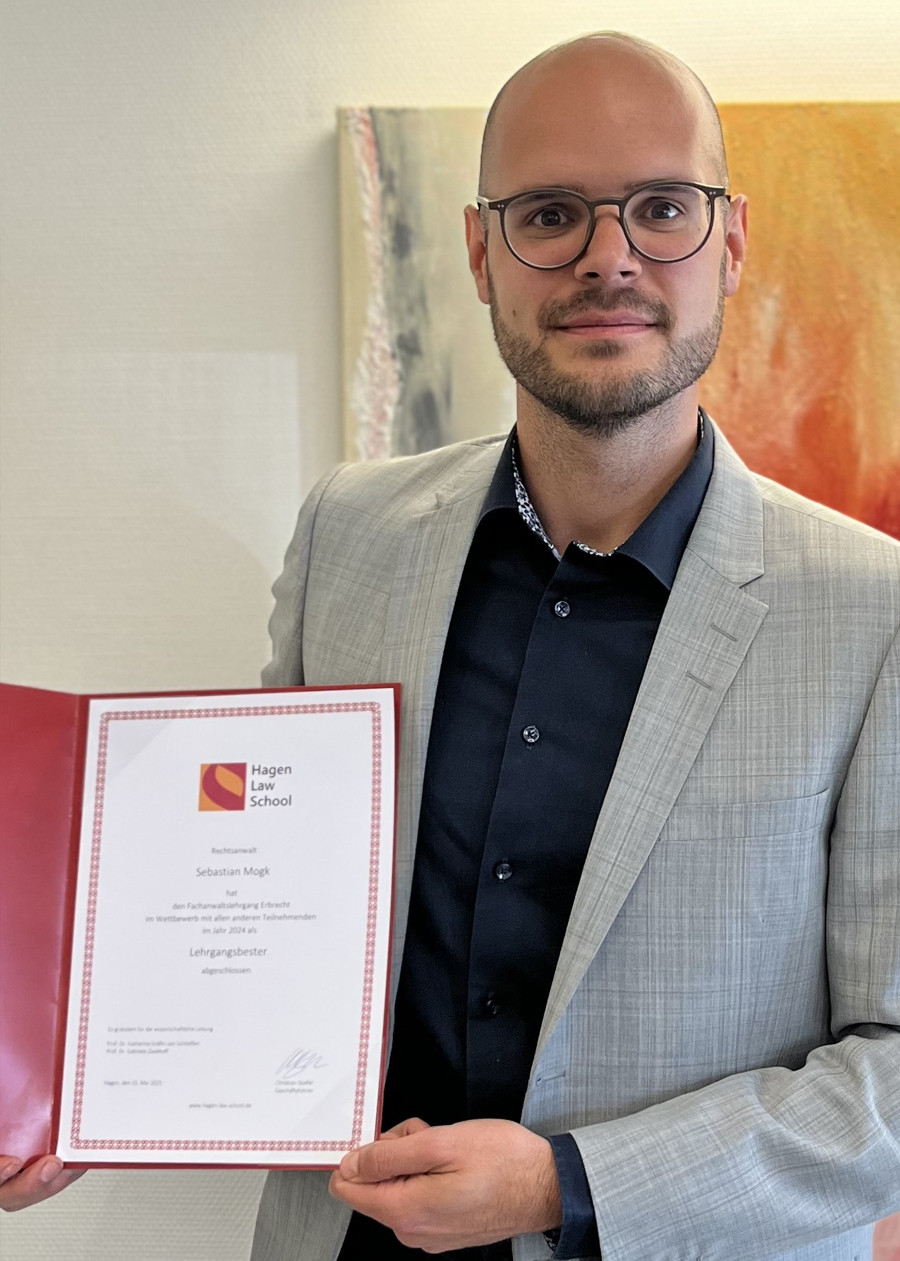 Lehrgangsbester Herr Mogk